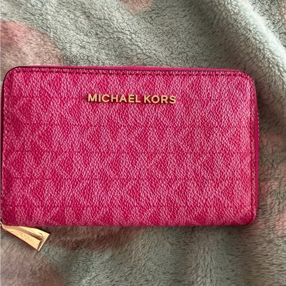 Michael Kors Pink LOGO Wallet